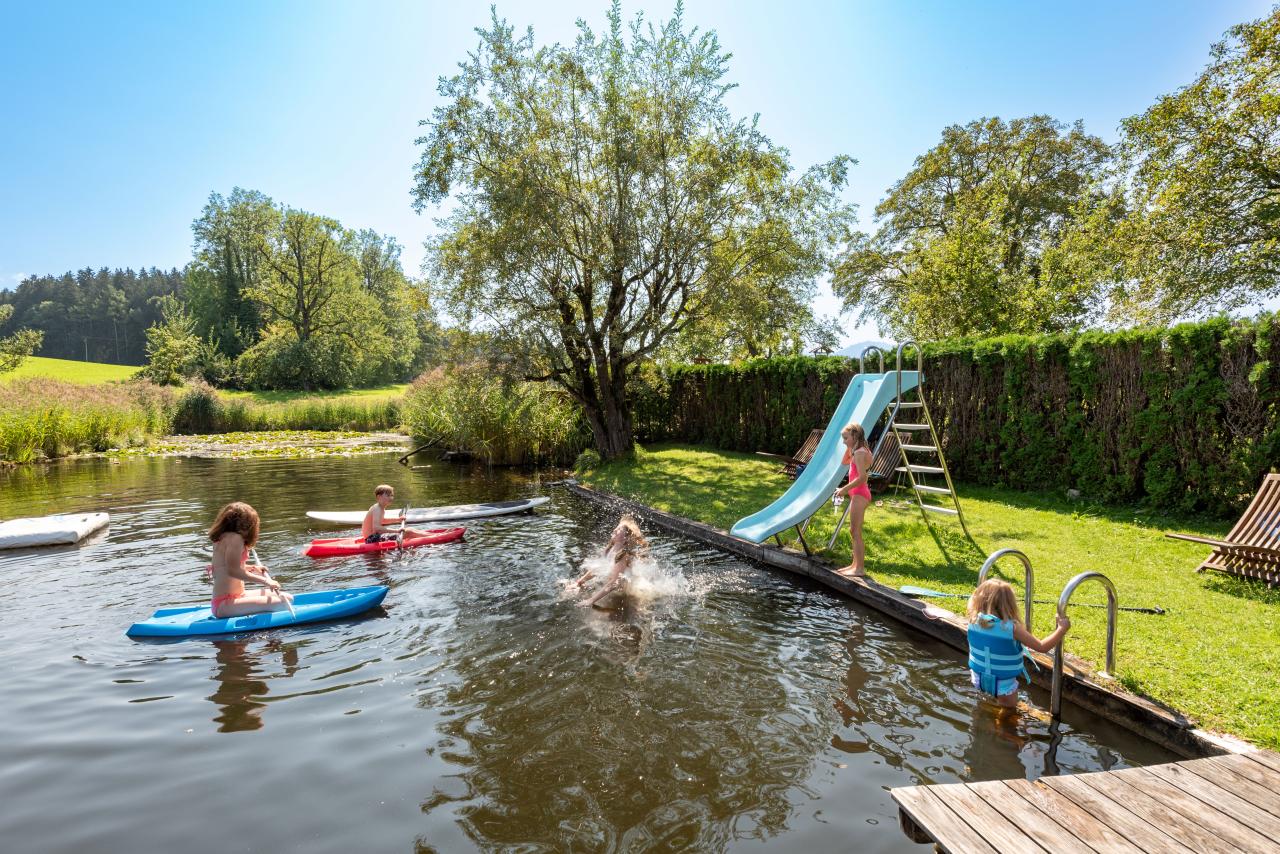 seimehof-wimpasing-1-bernau-chiemsee-allgemein-kinder-tiere-spielplatz-schwimmteich-1-kopie